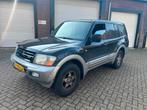 Mitsubishi Pajero 3.2 Di-D GLX LB Panel Van 4X4 AUT / AIRCO, Auto's, Gebruikt, Metallic lak, 4 cilinders, 11 km/l