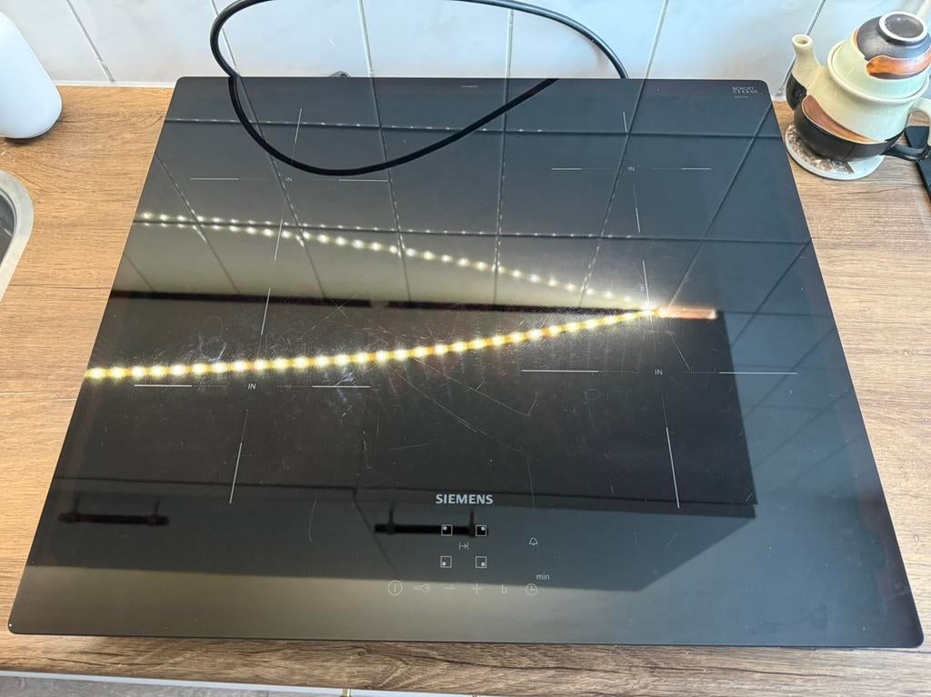 Siemens EU61RBEB5D Inductie Kookplaat - Inbouw, Witgoed en Apparatuur, Kookplaten, Zo goed als nieuw, Inbouw, Inductie, 4 kookzones