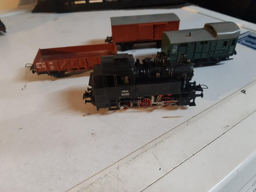 TRIX EXPRESS TREINSET, Hobby en Vrije tijd, Modeltreinen | H0, Treinset, Gelijkstroom, Trix, Ophalen of Verzenden