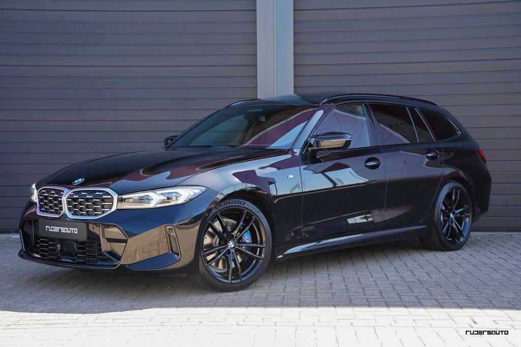 BMW 3-serie Touring M340i xDrive LCI | Pano | Camera | Harma, Automaat, Gebruikt, Zwart, 1770 kg