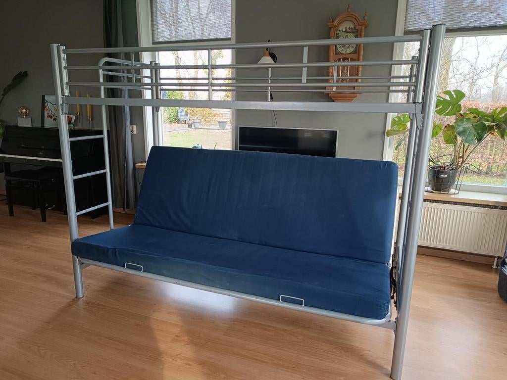 Hoogslaper met slaapbank van IKEA, Ophalen