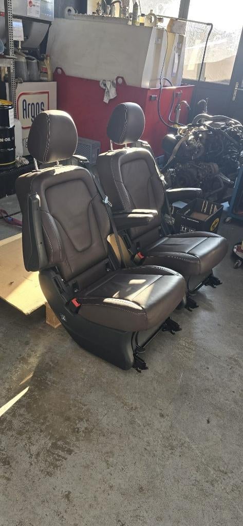 4x Lederen stoel V-klasse Bruin Isofix + hoedenplank + tafel, Ophalen, Nieuw, Mercedes-Benz