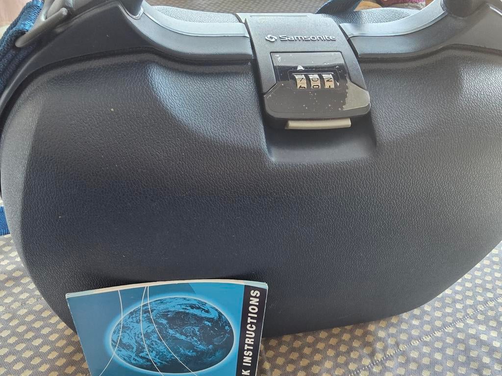 Samsonite beautycase met cijferslot, Ophalen of Verzenden, Blauw, 30 cm of meer, Minder dan 35 cm