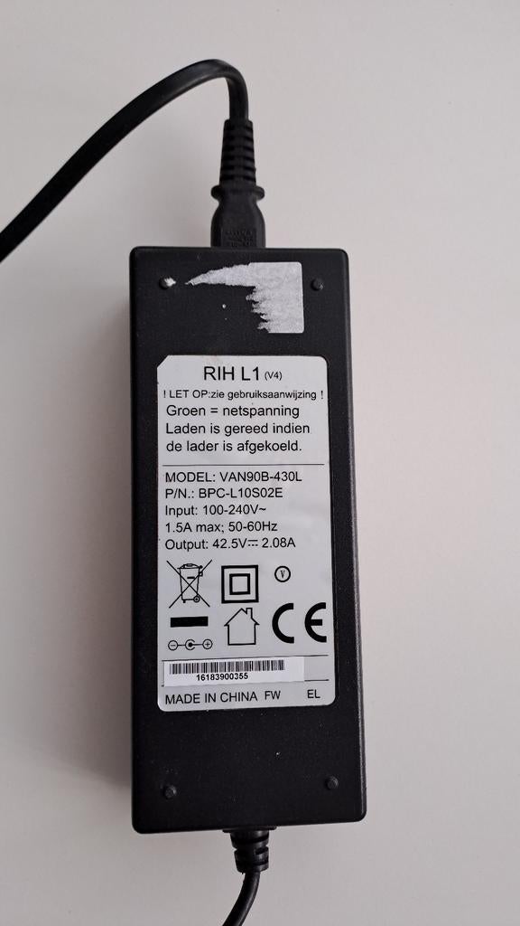 Rih E-Bike acculader, Ophalen of Verzenden