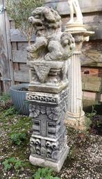Chinees beeld van een Foo Dog, tempelleeuw op zuil, Ophalen, Gebruikt, Beton