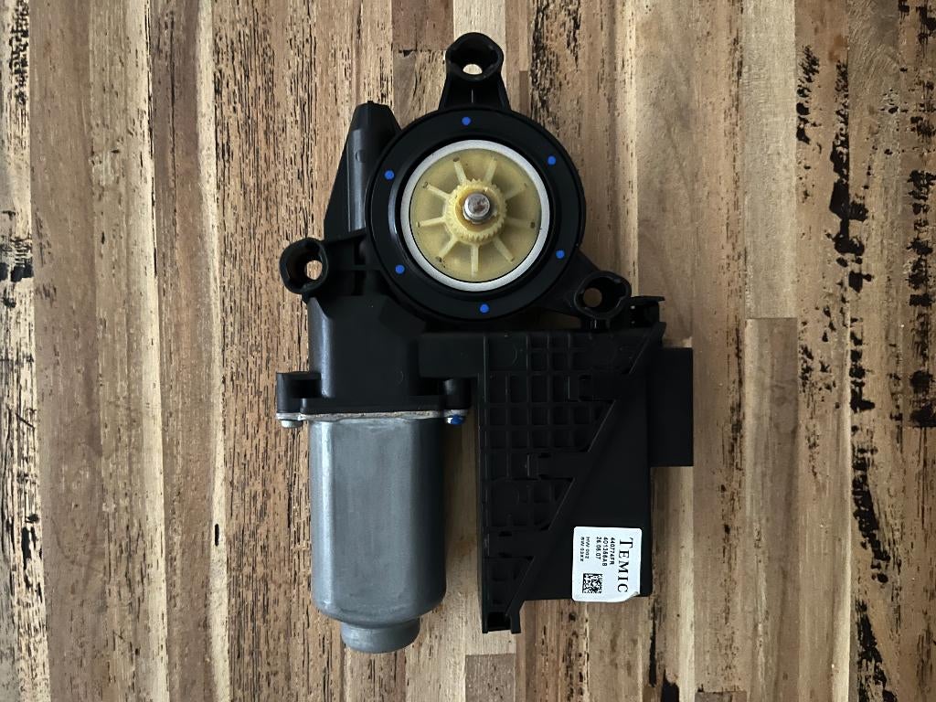 Raammotor portier rechtsvoor VW POLO IV 9N, Auto-onderdelen, Ophalen of Verzenden, Gebruikt, Volkswagen