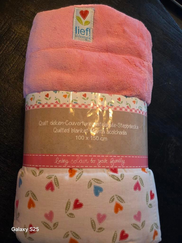 Lief! Lifestyle Quilt Deken - Roze met Hartjes (100x150 cm), Ophalen of Verzenden