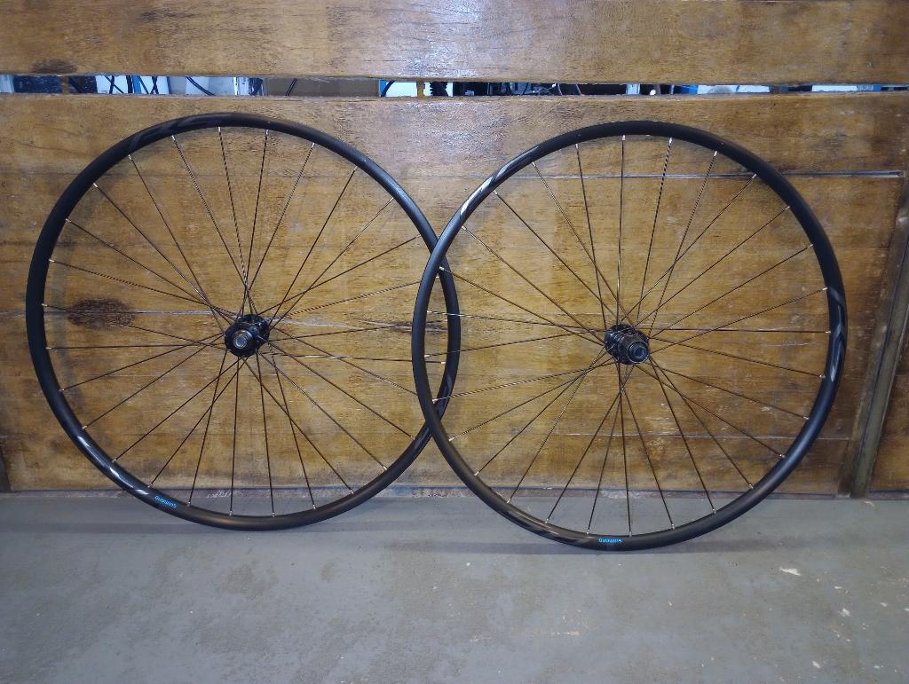 Complete wielset Shimano WH-RS171 steekas, Ophalen of Verzenden, Gebruikt, Wiel, Shimano