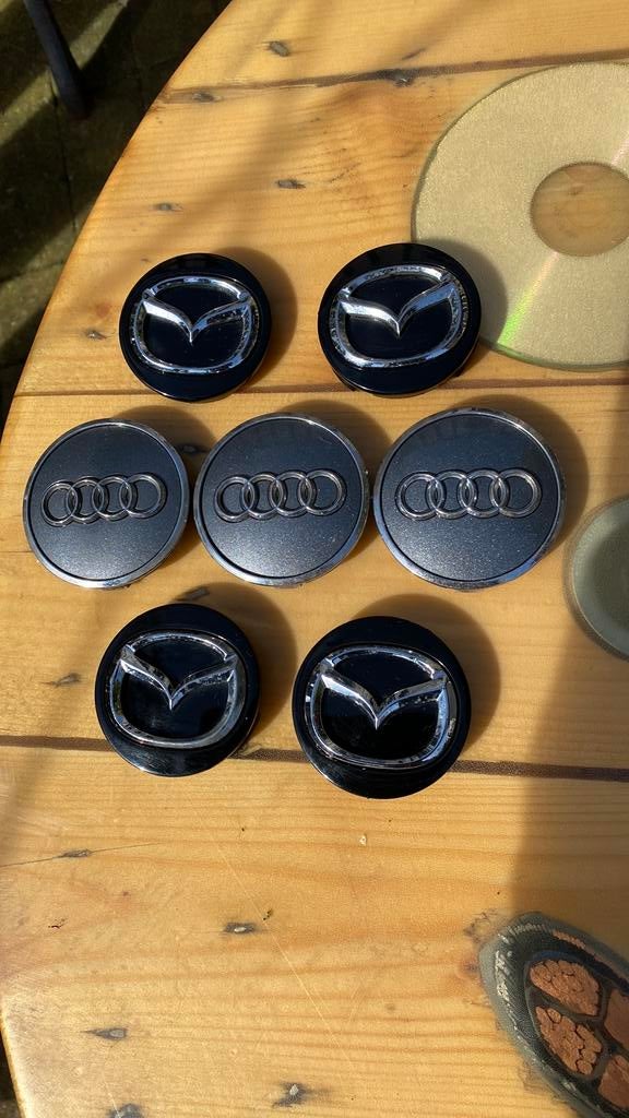 Naafdoppen Audi en Mazda, Ophalen of Verzenden