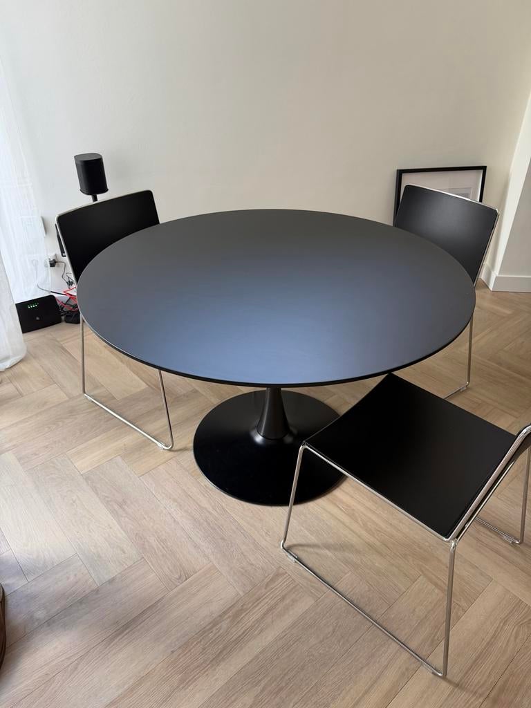 Zwarte Tulip Stijl Ronde Tafel - 120 cm - Z.G.A.N., Huis en Inrichting, Tafels | Eettafels, Ophalen, Kunststof, 100 tot 150 cm