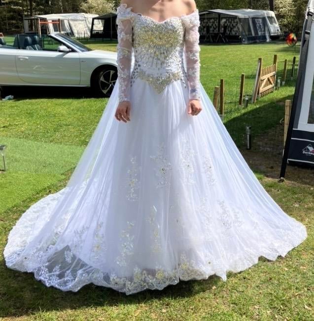 Nieuwe trouwjurk, nooit gedragen, Ophalen, Nieuw, Wit, Trouwjurk