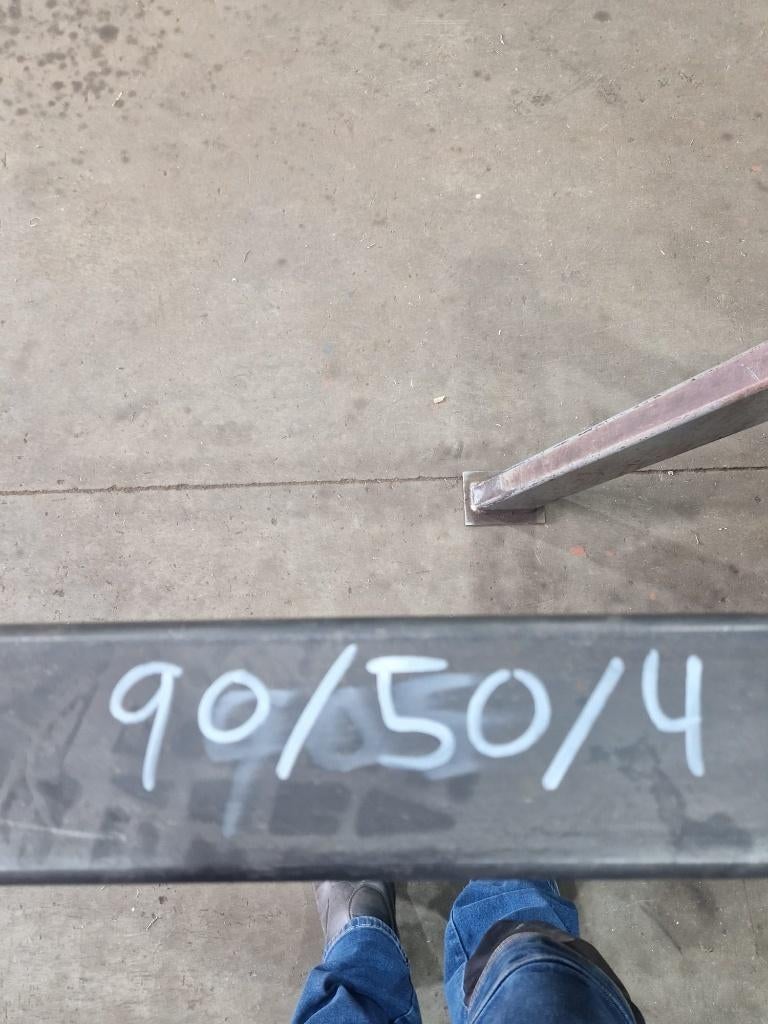 Koker 90x50x4 lengte 3000mm, Ophalen, Zo goed als nieuw