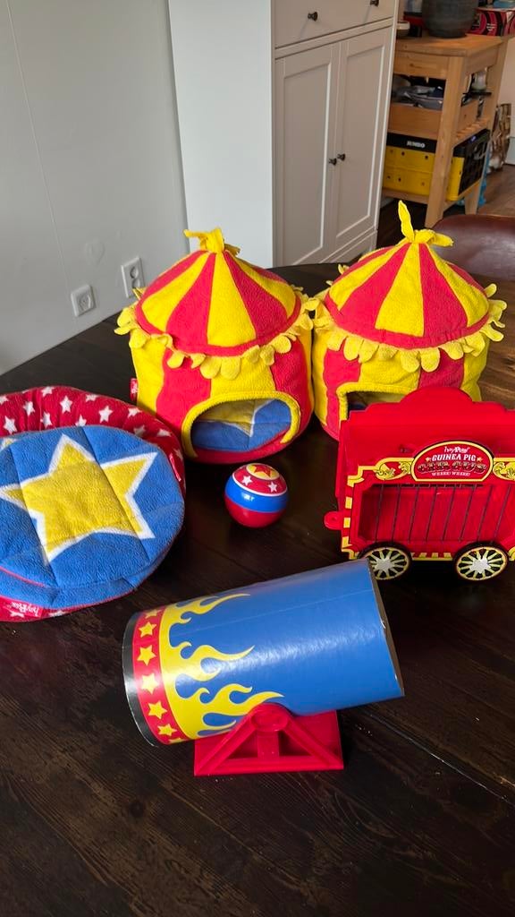 Cavia Circus, Ophalen, Zo goed als nieuw, Speelgoed