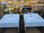 Twee wastafels met kraan, Ophalen, 50 tot 100 cm, Minder dan 100 cm, Wasbak of Wastafel