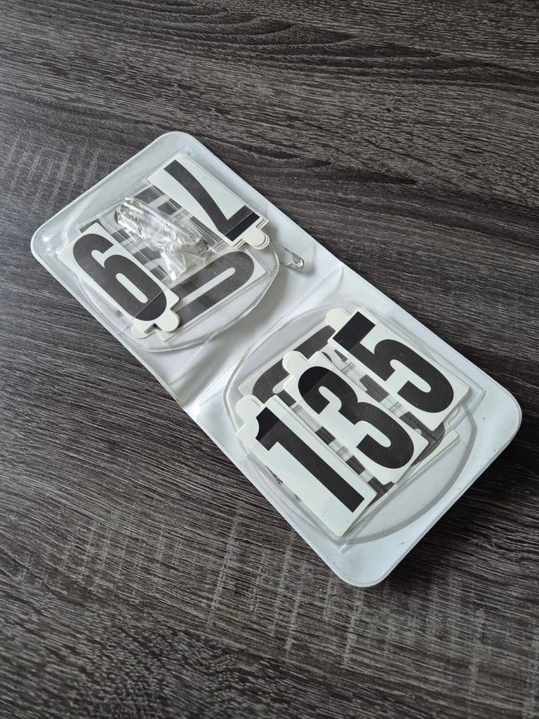 Kavalkade Startnummers, Dieren en Toebehoren, Paarden en Pony's | Hoofdstellen en Tuigage, Ophalen of Verzenden, Dressuur