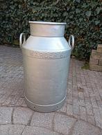 Oude melkbus met opdruk Warder 61 zonder deksel, Ophalen of Verzenden