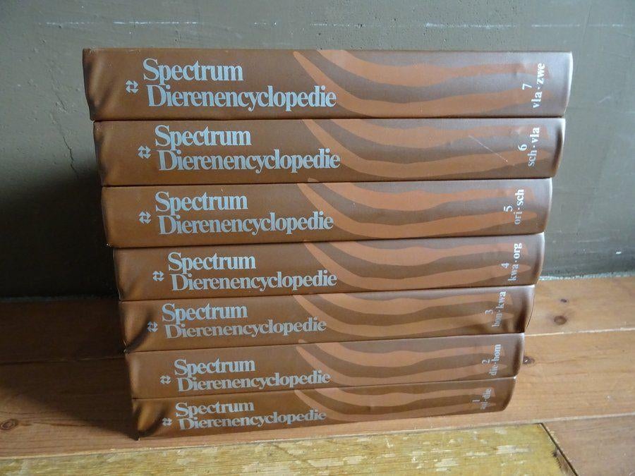 Spectrum Dierenencyclopedie 1971, Boeken, Encyclopedieën, Gelezen, Complete serie, Ophalen of Verzenden, Dick Hillenius