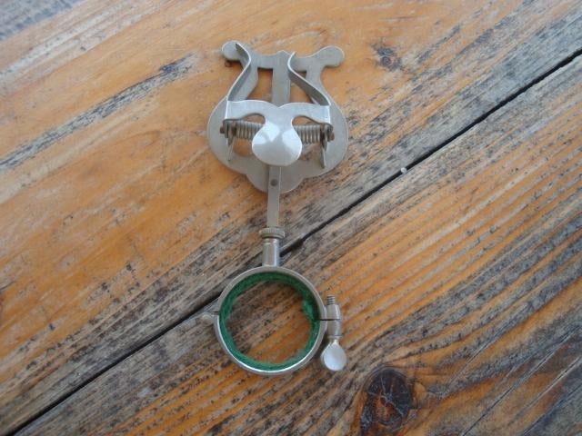 voorwerp om muziek blad vast te zetten denk ik, Muziek en Instrumenten, Ophalen of Verzenden, Gebruikt