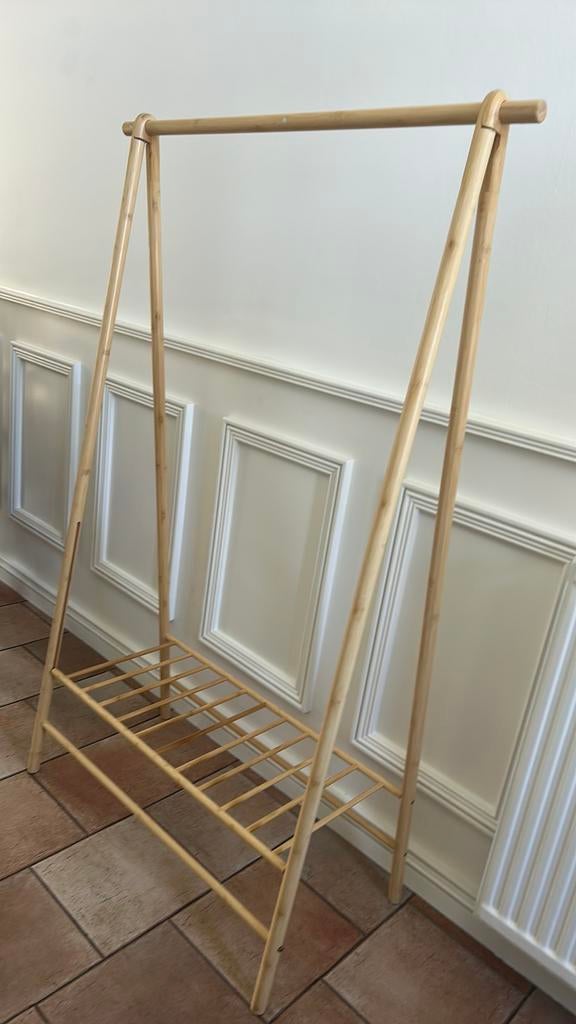 Mooi Kledingrek hout  met 10 hangertjes, Ophalen, Nieuw