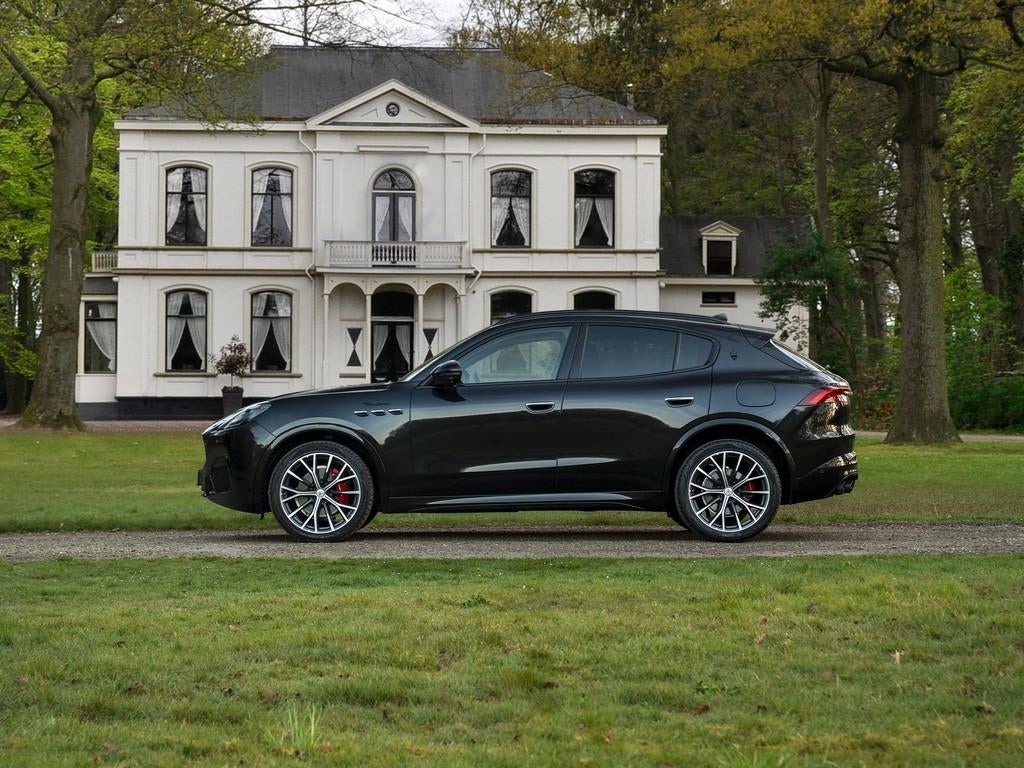 Maserati Grecale Modena 330pk | Pano-dak | Stoelventilatie |, Auto's, Automaat, 4 cilinders, Met garantie (alle), Zwart