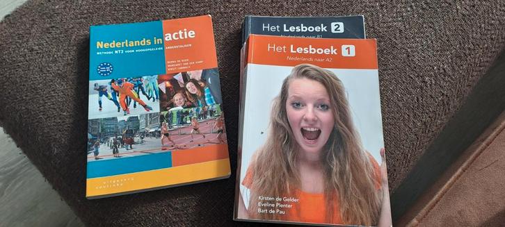 Nederlands naar A2 en B1 & Nederlands in actie naar B1, Boeken, Overige Boeken, Zo goed als nieuw, Ophalen of Verzenden