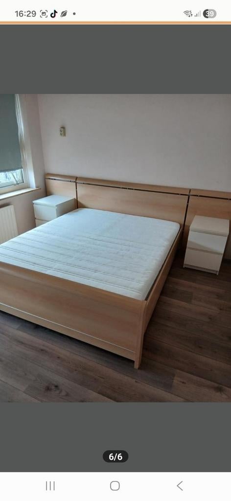 In goed staat compleet tweepersoonsbed 160 bij 200, Ophalen, Zo goed als nieuw, Tweepersoons