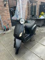 Gebruikte scooter, Fietsen en Brommers, Ophalen, Zo goed als nieuw, Benzine, Overige merken