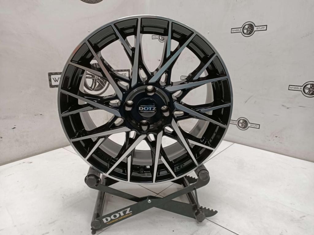 Dotz Fuji lichtmetaal velgen 17"inch Ford Opel peugeot 4x108, Auto-onderdelen, Niet ingevuld, Niet ingevuld, Niet ingevuld