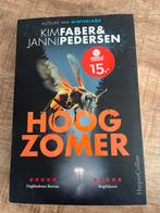 Hoogzomer - Kim Faber & Janni Pedersen (Thriller), Ophalen of Verzenden, Zo goed als nieuw, Scandinavië