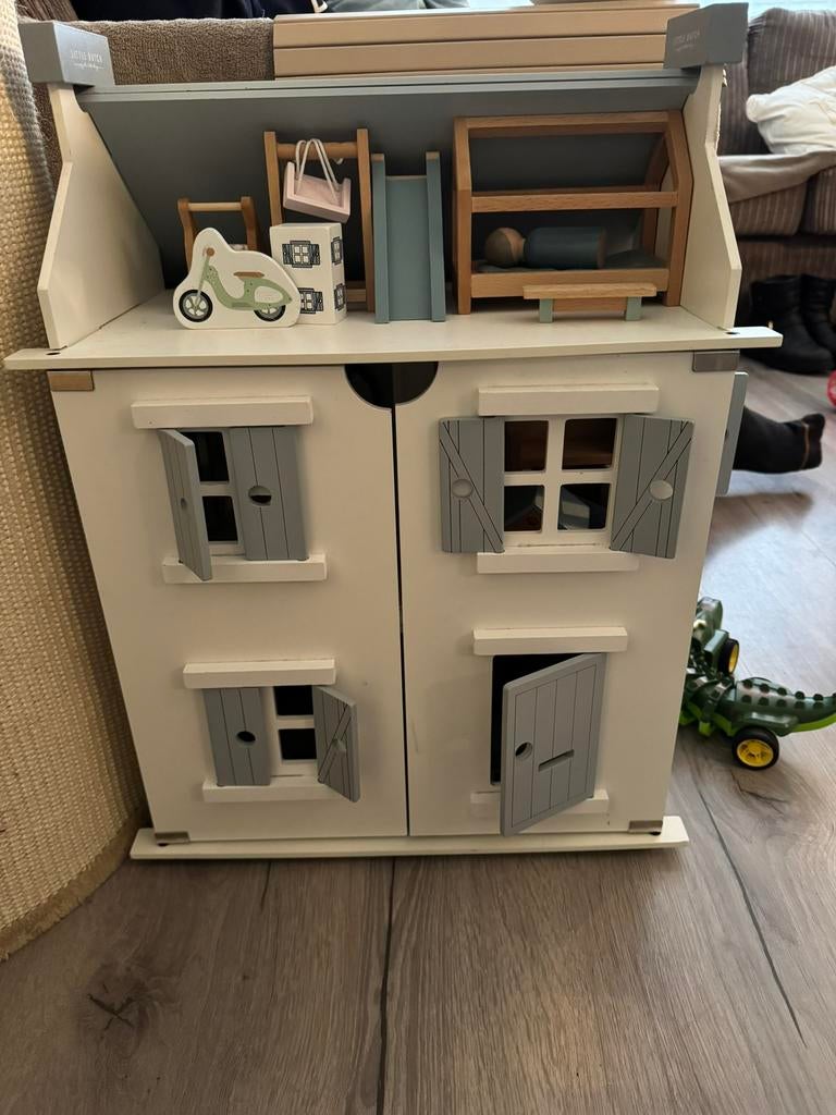 Little dutch poppenhuis, Kinderen en Baby's, Ophalen, Zo goed als nieuw, Poppenhuis