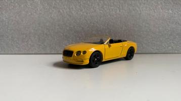 Siku 1507 Bentley GT V8 S Convertible geel 1:87 beschikbaar voor biedingen