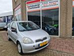 Toyota Yaris 1.0-16V VVT-i Luna - NIEUWE APK -, Auto's, Toyota, Te koop, Zilver of Grijs, Benzine, Hatchback