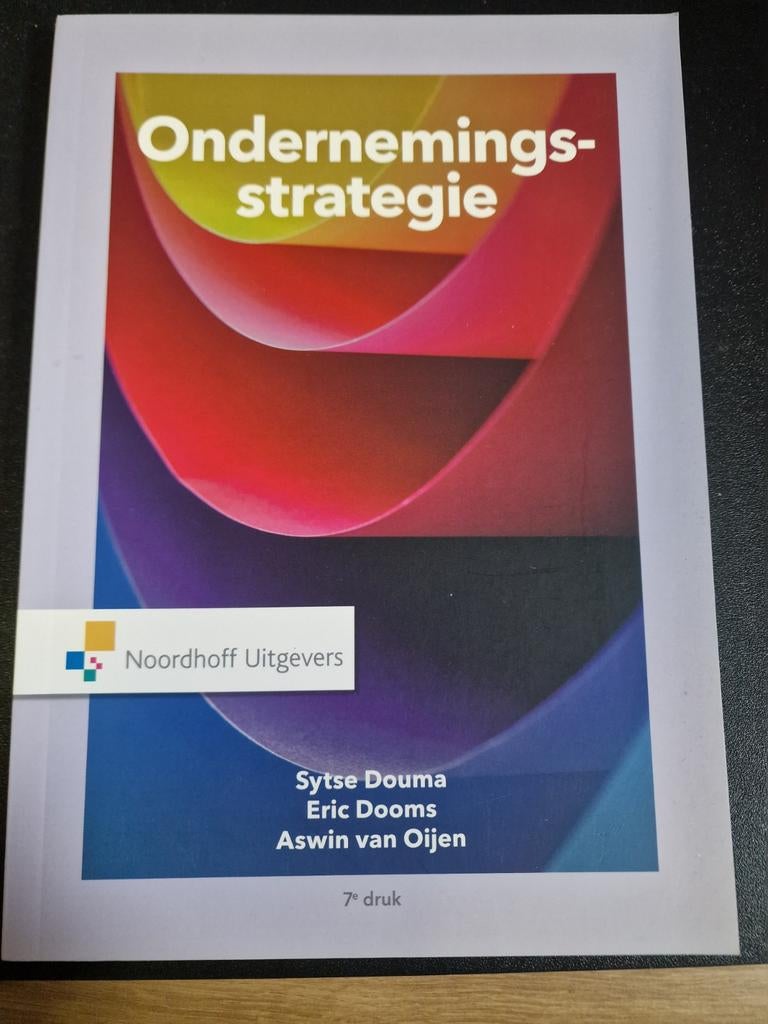 NIEUW Ondernemingsstrategie - Sytske Douma, Boeken, Studieboeken en Cursussen, Ophalen of Verzenden, Zo goed als nieuw, HBO, Sytske Douma