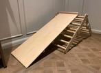 Houten klimrek met glijbaan, Kinderen en Baby's, Speelgoed | Buiten | Speeltoestellen, Ophalen, Gebruikt, Glijbaan