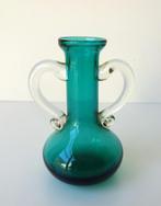 Glazen vaas klein turquoise met twee heldere oren 3010-g, Antiek en Kunst, Ophalen of Verzenden