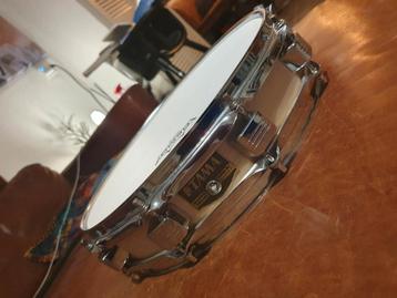 Tama Artstar 14x3 Piccolo Snare 80s/90s beschikbaar voor biedingen