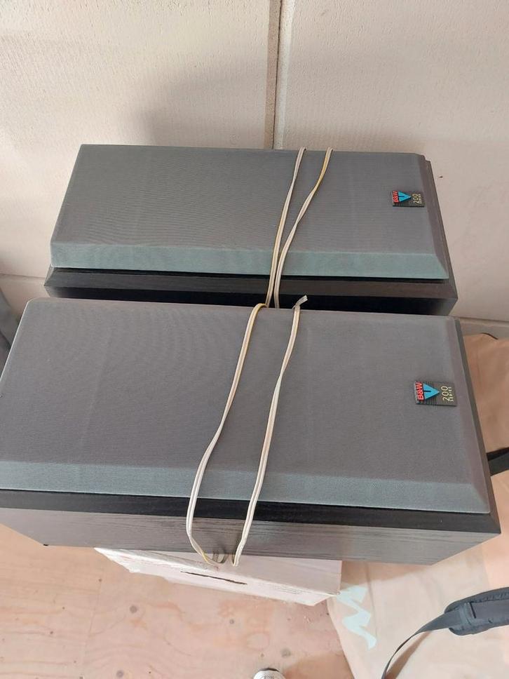 B&W 200 Series Luidsprekers - Bowers & Wilkins, Audio, Tv en Foto, Luidsprekers, Gebruikt, Front, Rear of Stereo speakers, Bowers & Wilkins (B&W)