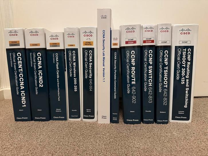Cisco CCNA/CCNP trainings boeken, Boeken, Studieboeken en Cursussen, Zo goed als nieuw, MBO, Beta, Ophalen of Verzenden
