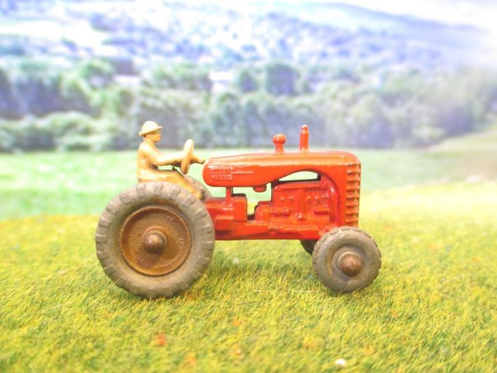1:75 Massey Harris Tractor Moko Lesney Matchbox 1957-1959, Hobby en Vrije tijd, Modelauto's | Overige schalen, Gebruikt, Bus of Vrachtwagen