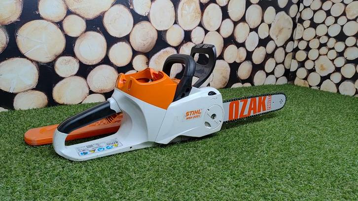 ZEER NETTE Stihl MSA 220 CB Accu Kettingzaag - BODY, Tuin en Terras, Hand-tuingereedschap, Zo goed als nieuw, Overige soorten