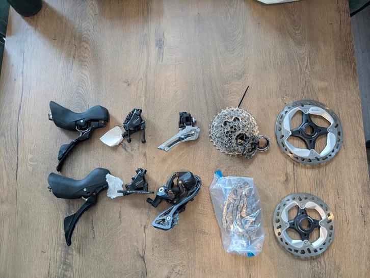 Shimano 105 r7100 groepset, Fietsen en Brommers, Fietsonderdelen, Zo goed als nieuw, Racefiets, Derailleur of Ketting, Ophalen of Verzenden