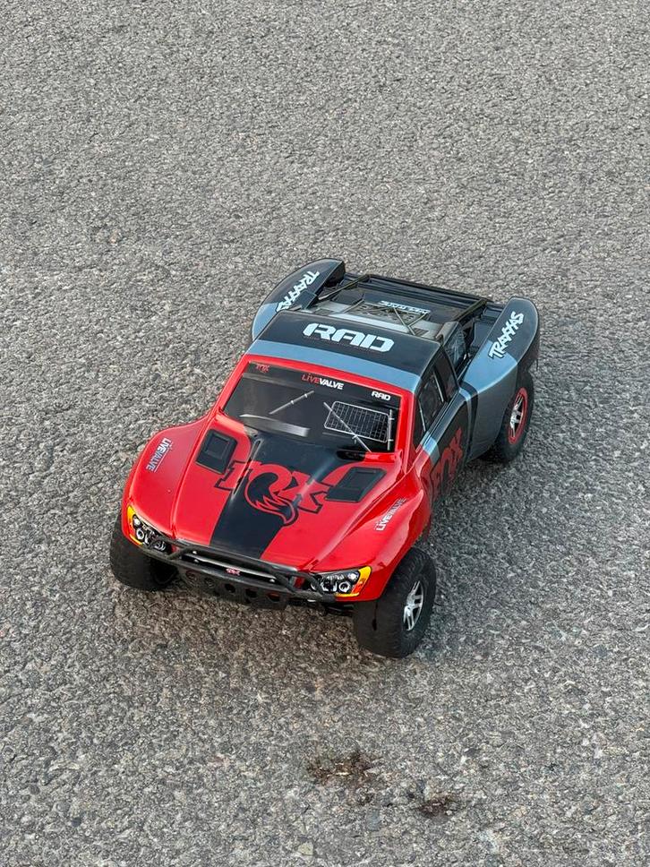 Traxxas slash 4x4 vxl fox, Hobby en Vrije tijd, Modelbouw | Radiografisch | Auto's, Gebruikt, Auto offroad, Elektro, Schaal 1:10