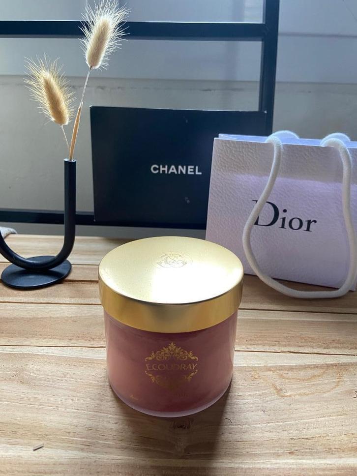 E.Coudray Fris Rose Bain Crème bad of douch, Sieraden, Tassen en Uiterlijk, Uiterlijk | Lichaamsverzorging, Zo goed als nieuw