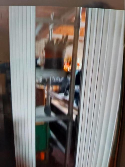 5 radiatoren, Doe-het-zelf en Verbouw, Verwarming en Radiatoren, Radiator, 800 watt of meer, 30 tot 80 cm, Ophalen