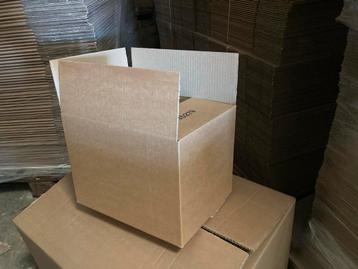 1200 Nieuwe Dozen BC Golf - 50x37x36 cm beschikbaar voor biedingen