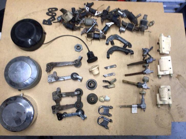Mobylette/Batavus Onderdelen Lot - Benzinekraan, Fietsen en Brommers, Brommeronderdelen | Oldtimers, Gebruikt, Ophalen of Verzenden