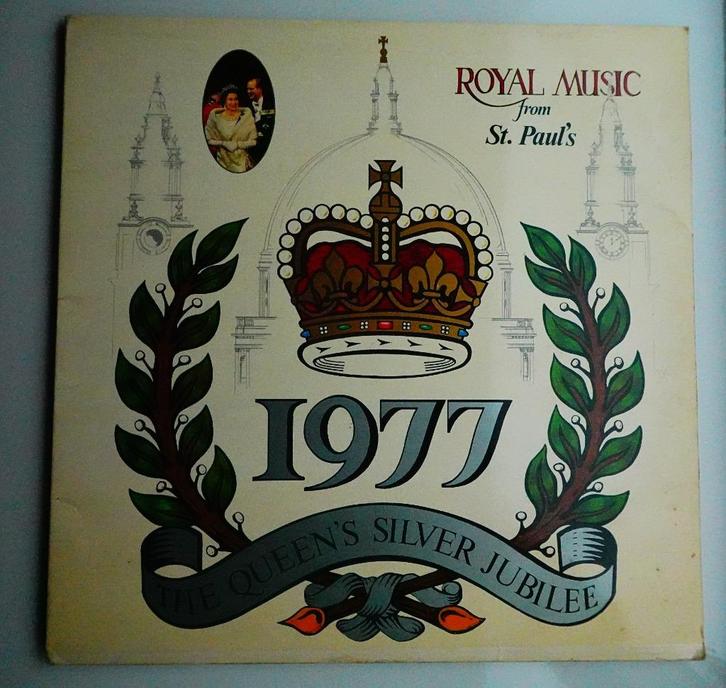 LP 1977 Queen's Silver Jubilee St. Michael's Koningshuis, Verzamelen, Koninklijk Huis en Royalty, Gebruikt, Overige typen, Buitenland