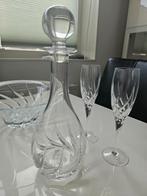 Kristallen karaf met 2 champagne glazen en een schaal, Verzamelen, Glas en Borrelglaasjes, Zo goed als nieuw, Ophalen