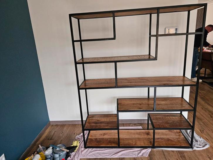 Vakkenkast mango hout en staal, Huis en Inrichting, Kasten | Wandmeubels, Zo goed als nieuw, 150 tot 200 cm, Minder dan 150 cm