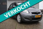 Toyota Yaris 1.3 VVTi Aspiration AUTOMAAT, 5 deurs boekjes,, 101 pk, Gebruikt, 750 kg, 4 cilinders